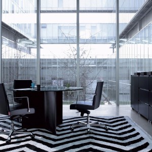 silla-oficina-web-enrico-pellizzoni-con-apoyabrazos
