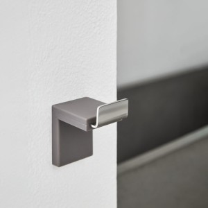 percha-de-bano-inlinea-geelli