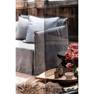 ghost-out-05-sillon-gervasoni