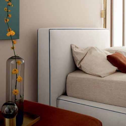 Cama Individual  Bowie Color de Felis: Diseño Moderno y Comodidad