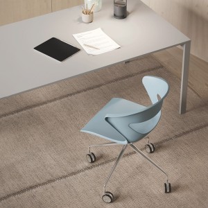 silla-kicca-kastel-giratoria-de-4-pies-y-ruedas