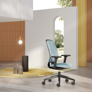 silla-key-smart-advanced-kastel-tapizada-con-reposabrazos