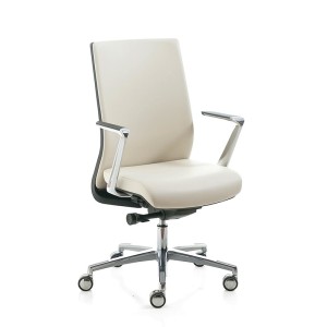 silla-karma-kastel-tapizada-con-reposabrazos