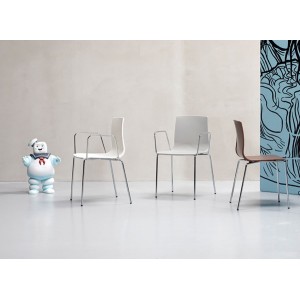 silla-alice-con-reposabrazos-scab