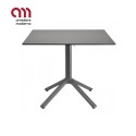 Mesita encajable Scab Nemo H.75 con tapa laminada compacta