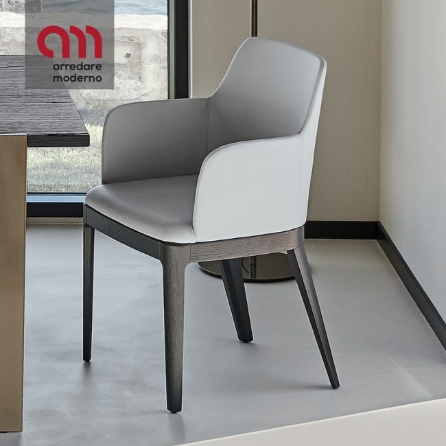 Margot Bontempi Silla en madera con reposabrazos