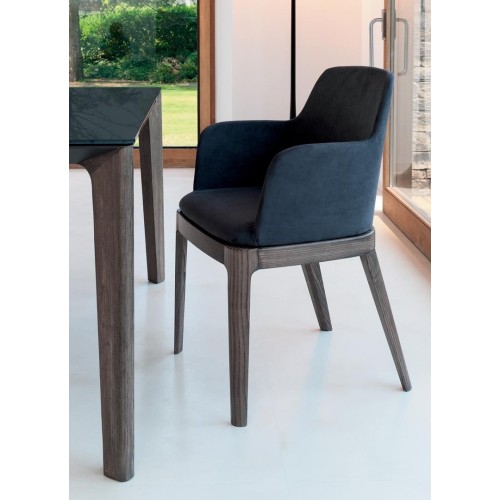 Margot Bontempi Silla en madera con reposabrazos