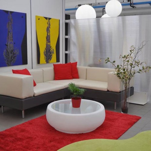 Chubby Side Table Slide Mesita