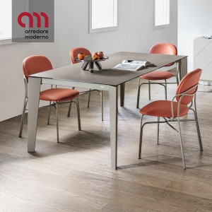 Cruz Bontempi Mesa estructura en acero lacado