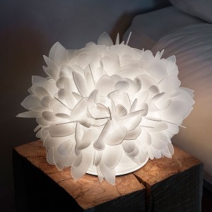 lampara-veli-foliage-slamp-de-mesa