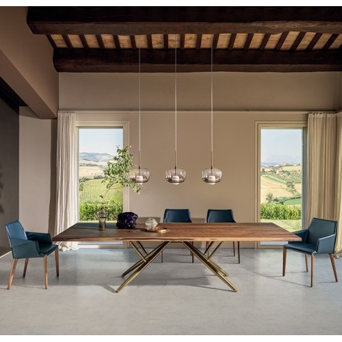 Sally Bontempi Casa slla moderna en madera