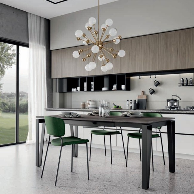 Futura Zamagna Silla de metal