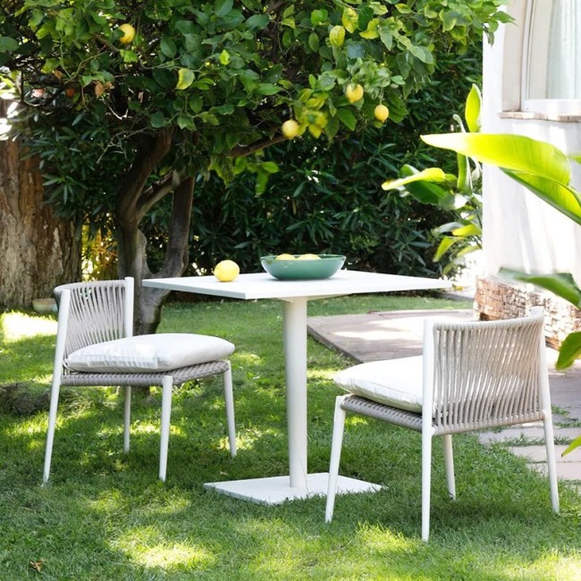Luce Unopiù Mesa