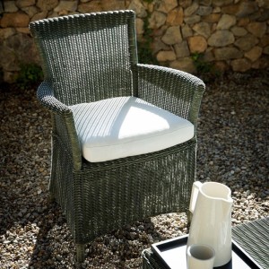Silla con reposabrazos Capri Unopiù
