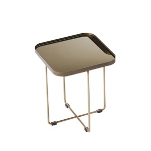 Benny Cattelan Italia Mesita