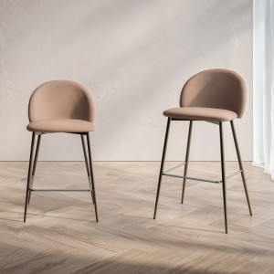 rebecca-bontempi-casa-silla-de-acero