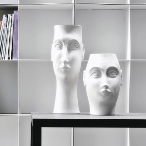 jarron-escultura-habibi-y-amal-adriani-e-rossi