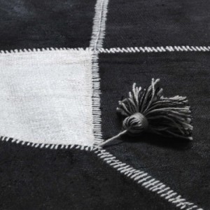 alfombra-mohebban-nomadismi-black-is-black