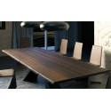 Eliot Wood Cattelan Italia Mesa
