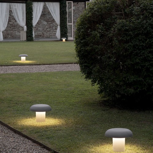 Lámpara de exterior de suelo Amanita Martinelli Luce Rebajas
