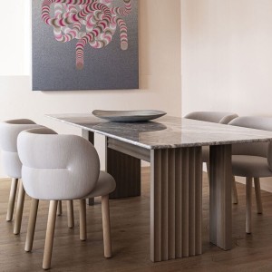 Silla tapizada Getlucky Moroso - Base de madera moderna