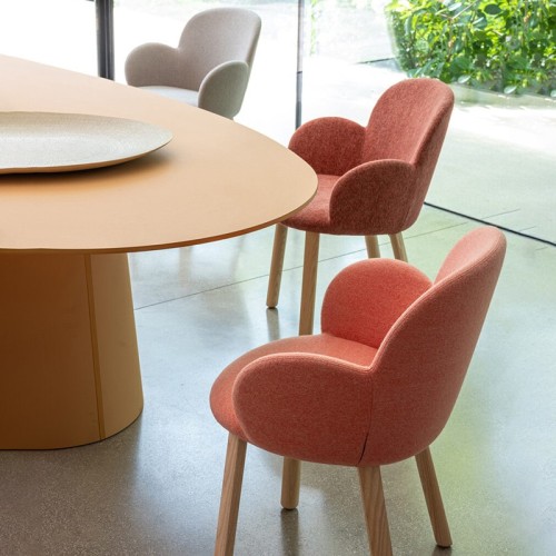 Sillón tapizado Tulp Moroso – Descuentos Exclusivos