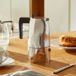 Cafetera espresso Ossidiana de Alessi | Arredare Moderno