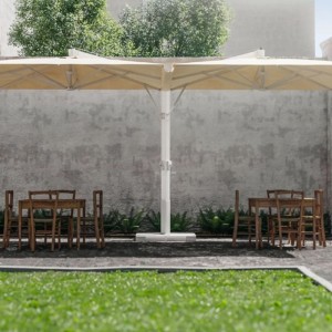 sombrilla-de-jardin-fellini-ombrellificio-veneto