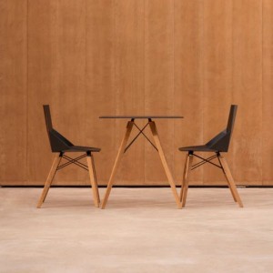 mesa-cuadrada-faz-wood-vondom