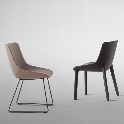 Silla Artika Bonaldo con patas revestidas