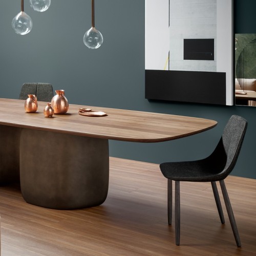 Silla By Bonaldo con patas de madera o metal
