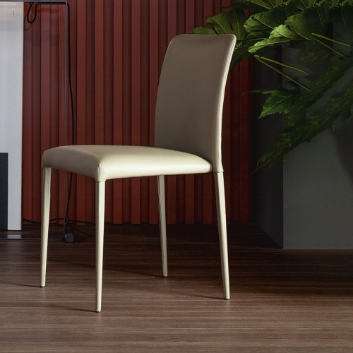 Silla Deli Bonaldo patas tapizadas o metálicas