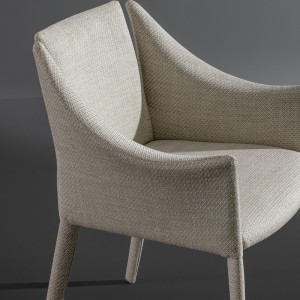 silla-vela-bonaldo-con-patas-metalicas-o-tapizadas