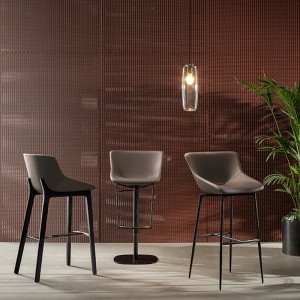 taburete-artika-too-bonaldo-con-patas-metalicas