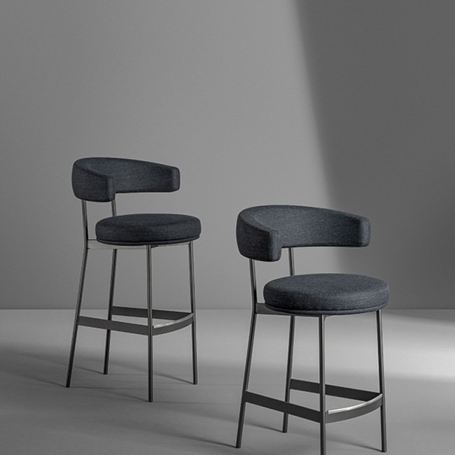 Taburete Neuilly too Bonaldo Patas de Metal