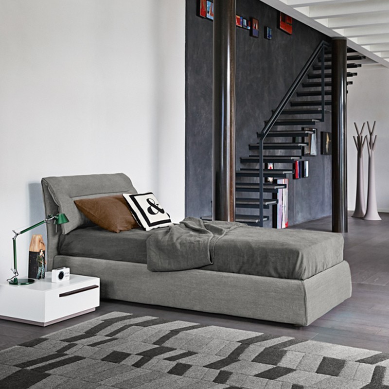 Cama Campo Bonaldo diseño Mauro Lipparini