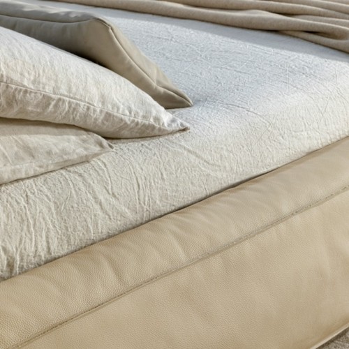 Cama Fluff Bonaldo diseño Mauro Lipparini