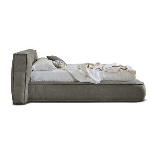 Cama Fluff Bonaldo diseño Mauro Lipparini