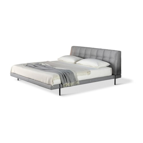 Cama James Bonaldo diseño Sergio Bicego