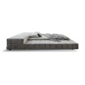 Cama Squaring Bonaldo diseño Giuseppe Viganò