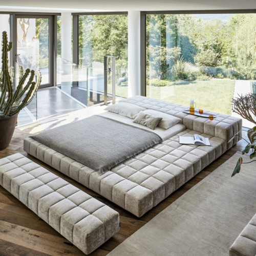 Cama Squaring Bonaldo diseño Giuseppe Viganò