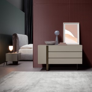 Cómoda Antibes Bonaldo en Madera Lacada
