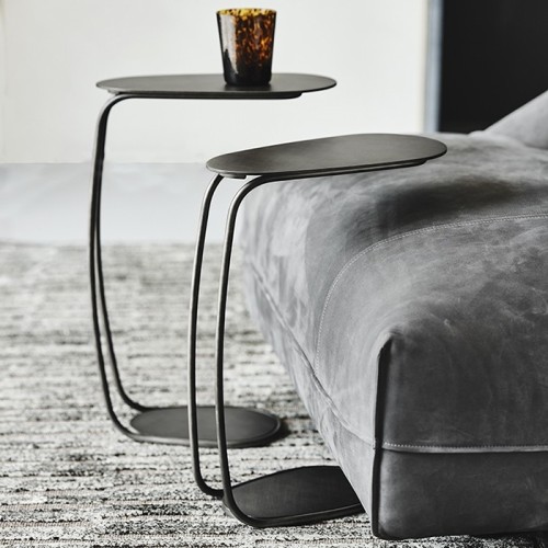 Yago Cattelan Italia Mesita
