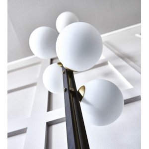 planeta-lampara-de-pie-cattelan-italia